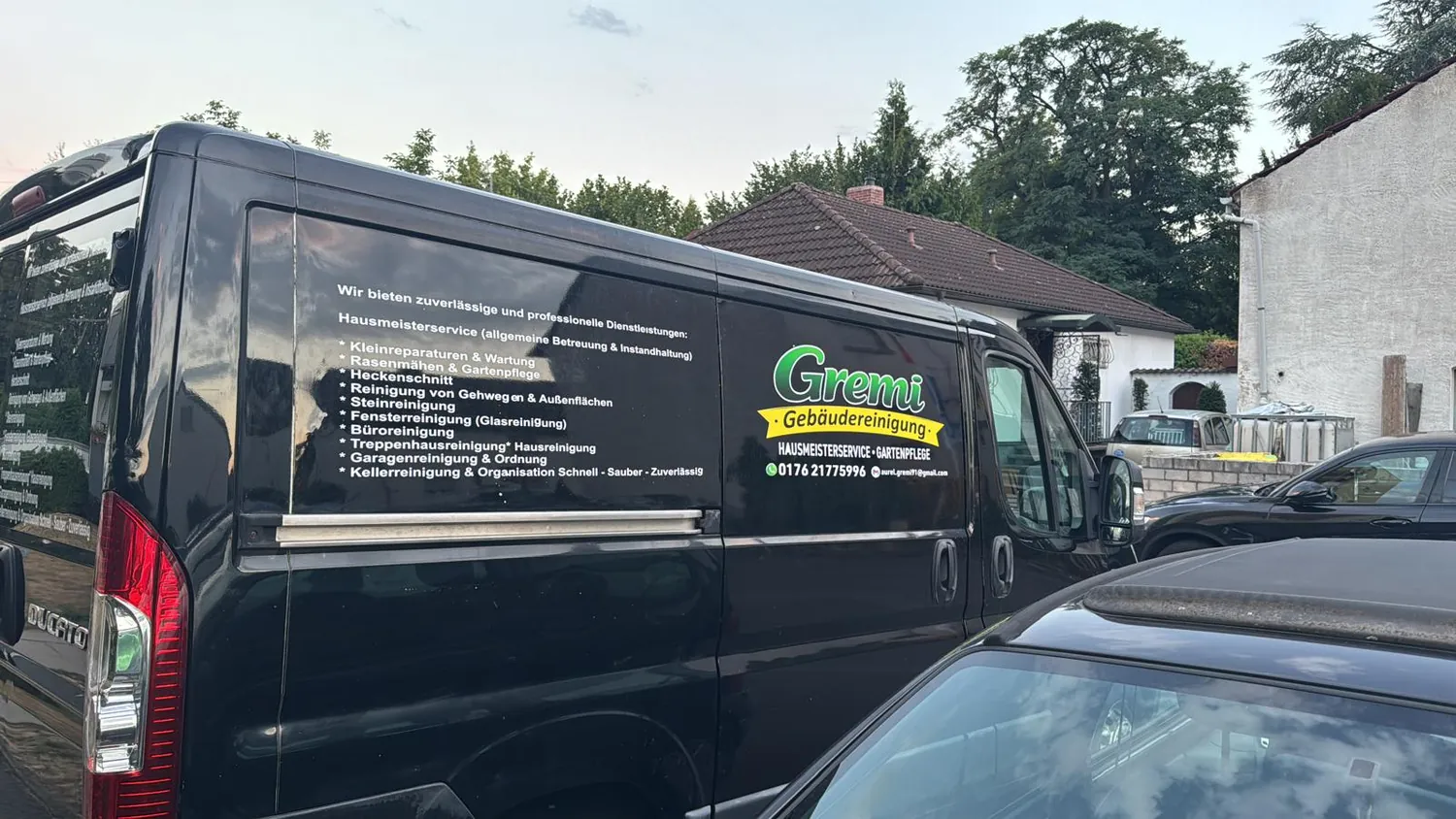 Gremi Hausmeister Service Fahrzeug in Kriftel